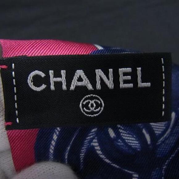 CHANEL Women's Silk Ribbon Scarf in Multicolor with Coco Mark - Picture 5 of 5